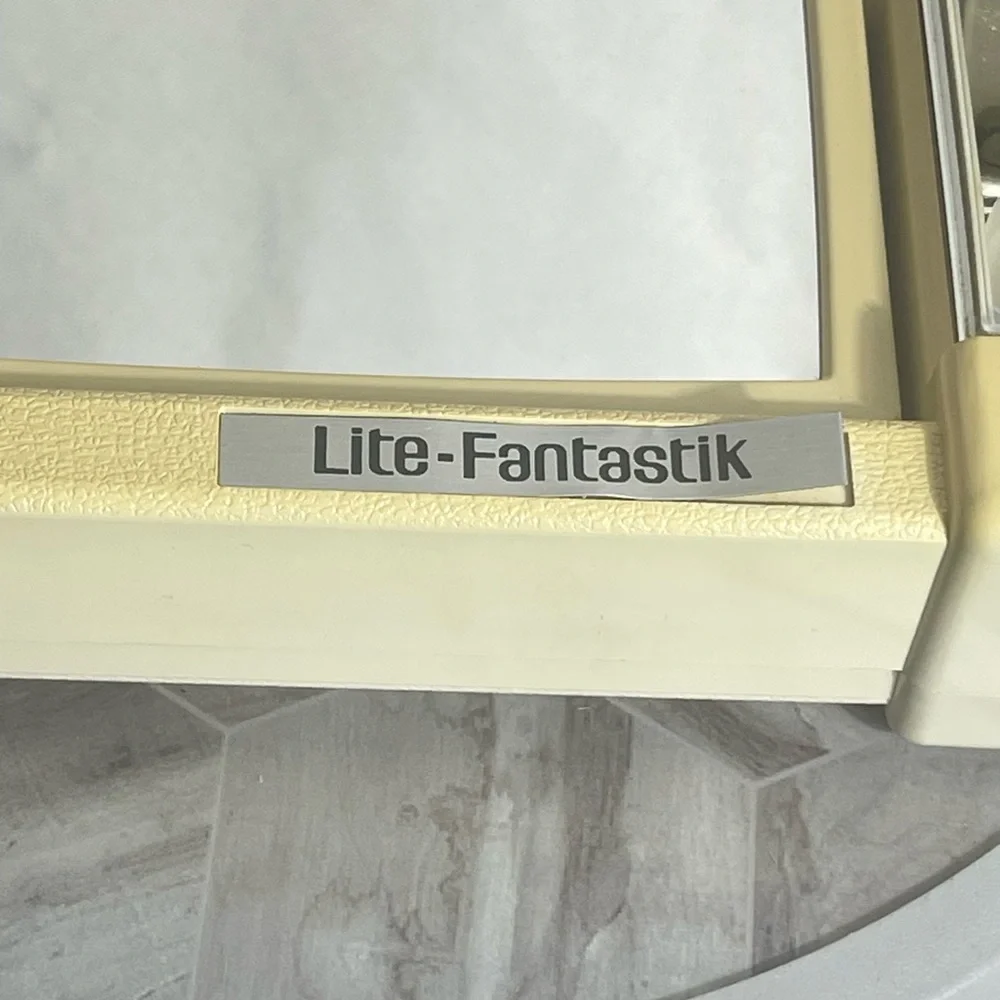 Vintage Lite-Fantastik Lighted Makeup Mirror 1970s Portable Works